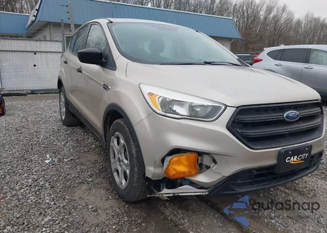 2017 Ford Escape S z USA, uszkodzony, nr VIN 1FMCU0F70HUB87553